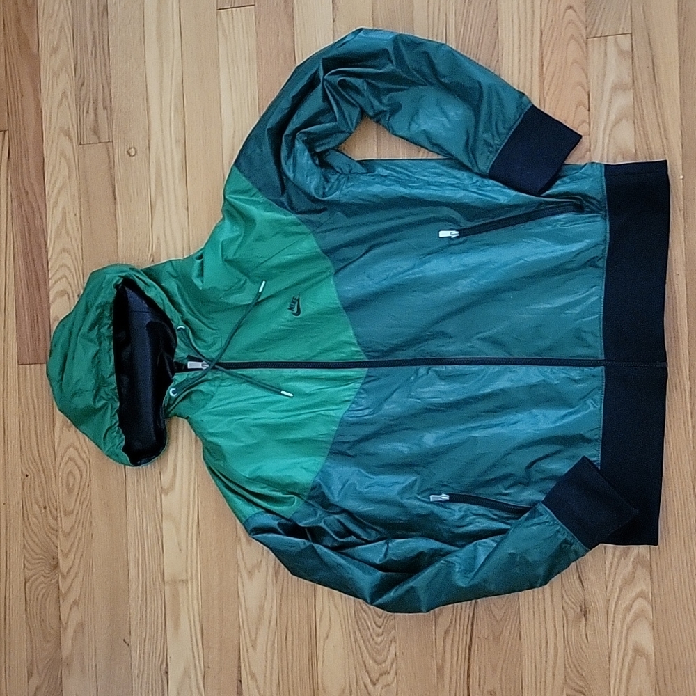Nike Men's Raincoat